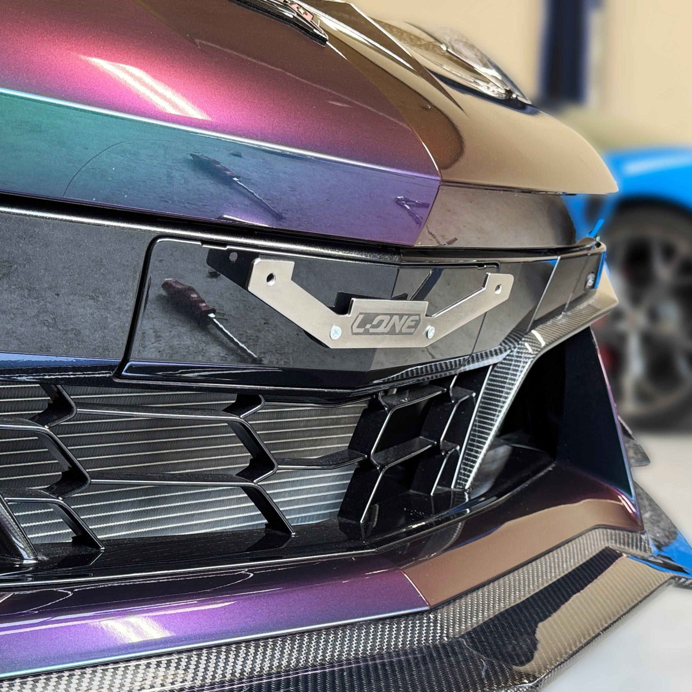 C8コルベット Z06用ナンバーステーはL-ONE製がイチバンです！