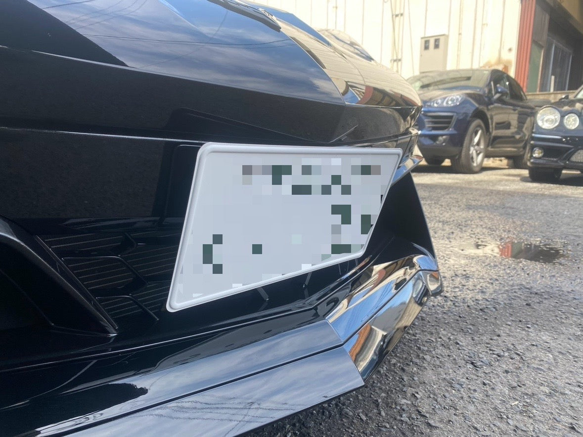 C8コルベットZ06用ナンバーステー